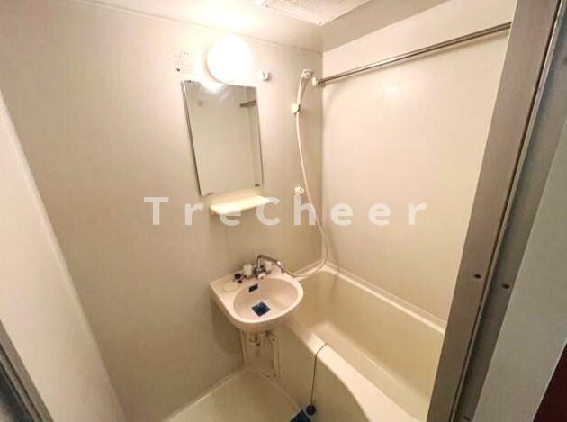 ガラ・ステージ市ヶ谷壱番館の浴室