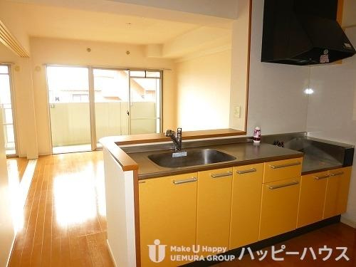 RESIAS DAZAIFU BLDG.のキッチン|別号数タイプ