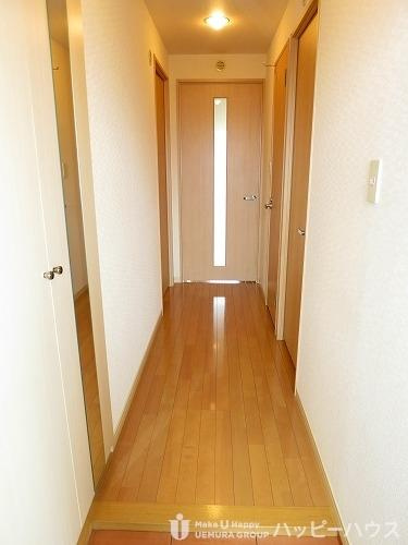 RESIAS DAZAIFU BLDG.の玄関|別号数タイプ