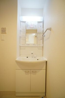 リブリ・大戸の独立洗面台