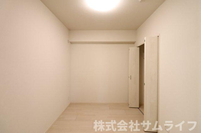 【洋室】 | ルグラン飯塚中央リバーテラス
