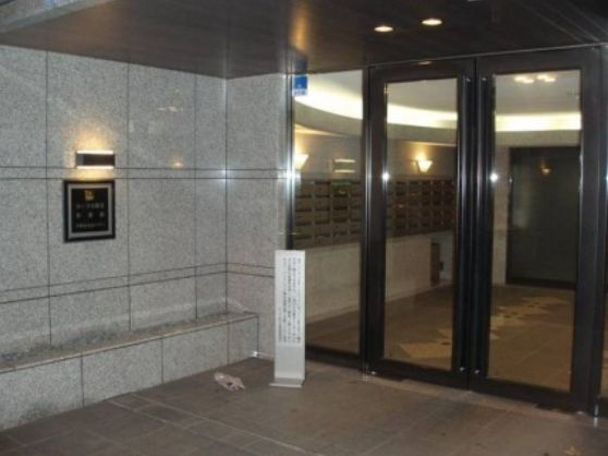 ルーブル野方参番館のエントランス|エントランス