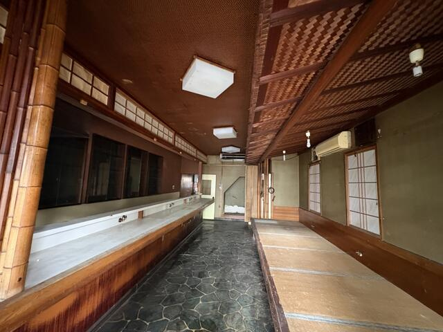 松戸市小金原二丁目戸建の内装|１階店舗部分