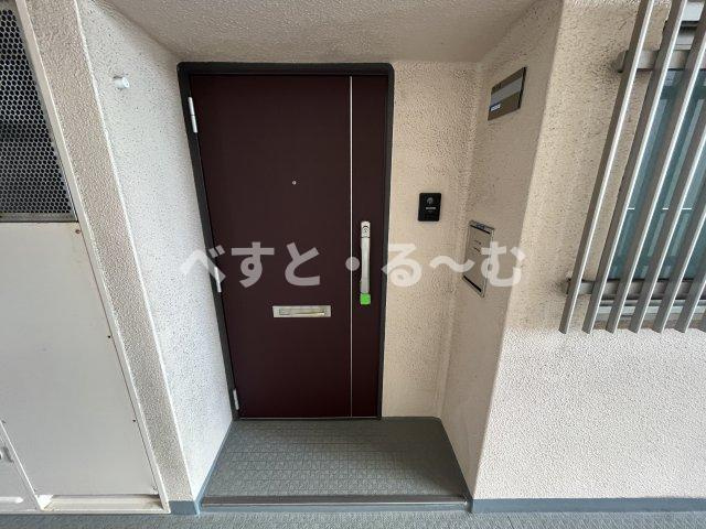 ユニハイム明石の玄関