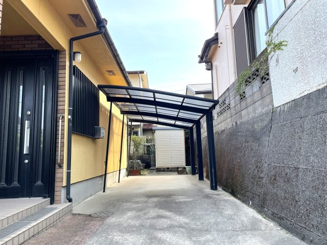 鹿児島市明和一丁目戸建ての駐車場