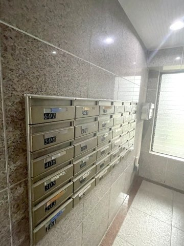 コルサム柏のその他共用部分|郵便ポスト
