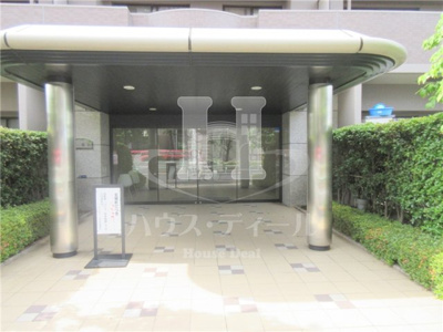 【エントランス】 | モアステージ赤羽 | エントランスです