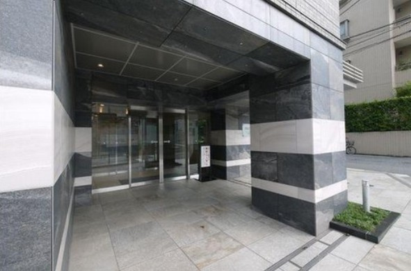 【エントランス】