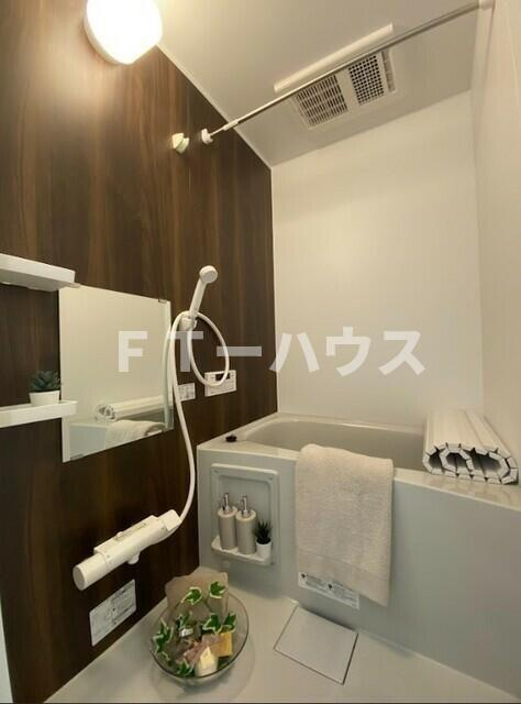 ＫＥＩＡＩ　ＲＥＳＩＤＥＮＣＥ　八千代中央の浴室