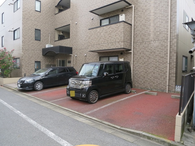 フォルテーヌ大杉の駐車場|駐車場です♪
