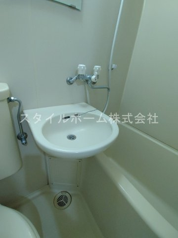 マンション鈴一の洗面所