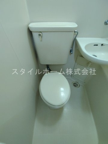 マンション鈴一のトイレ