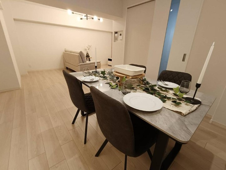 与力町スカイハイツの居間・リビング