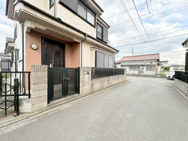 狭山市上奥富　建築条件なし売地　西武新宿線『新狭山駅』徒歩12分　【奥富小学区】の前面道路含む現地写真