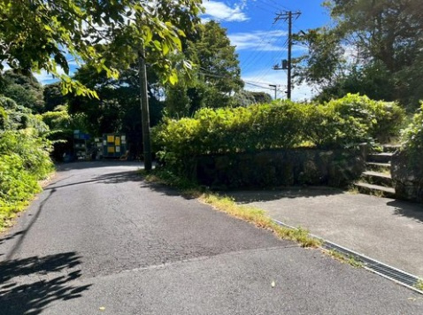 【前面道路含む現地写真】 | 伊豆高原分譲地　戸建