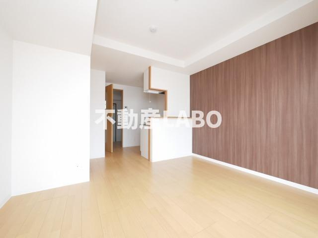 サンライフ北田辺の洋室