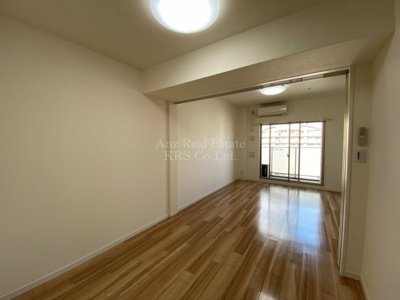 【居間・リビング】 | エスライズ西本町Ⅱ | 6.0帖のDK！寝室との間切を開けると13.0帖あります！