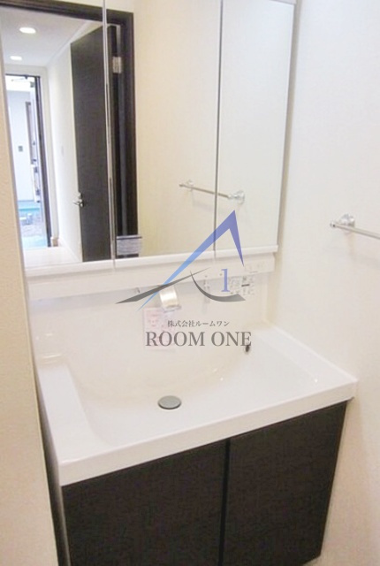メゾントレフルの洗面所|洗面台です。