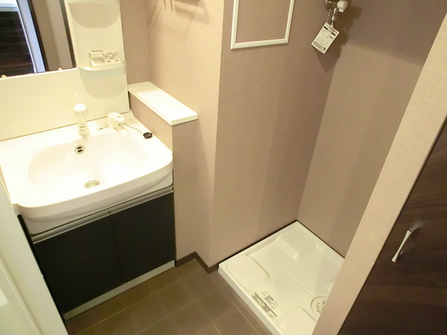 グラントゥルース王子の洗面所|洗面台も独立です