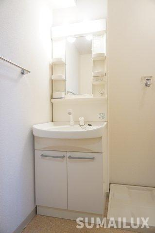 熊本市東区八反田１丁目の賃貸マンションの洗面所