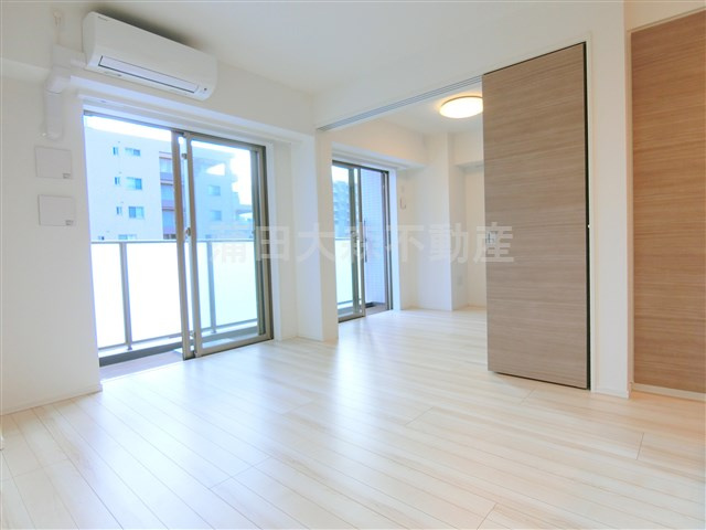 アイル グランデ南大井の居間・リビング