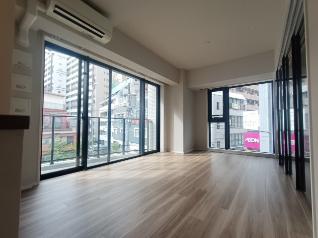 【居間・リビング】