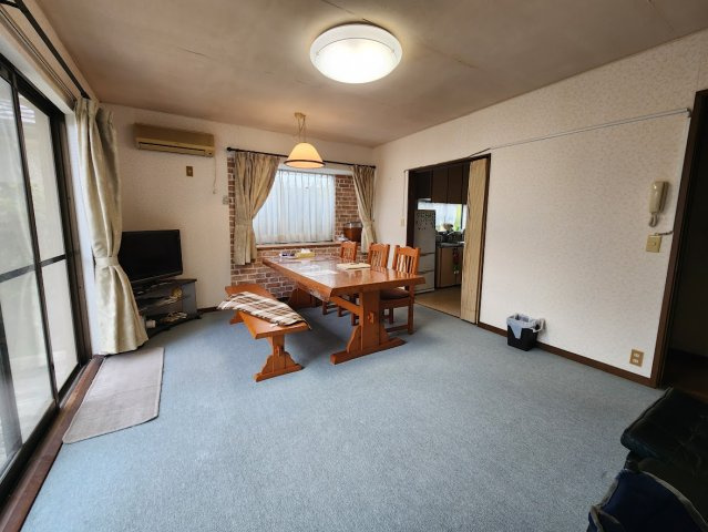 【居間・リビング】の画像