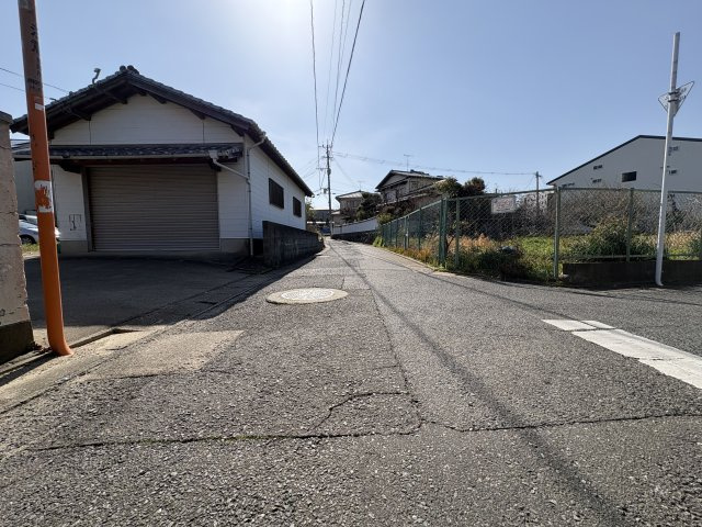 【前面道路含む現地写真】 | 南区横手３丁目新築戸建て