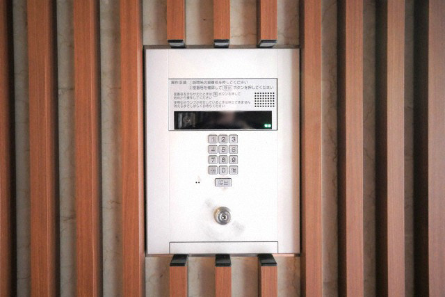 大阪市北区中崎西４丁目の賃貸マンションのセキュリティ