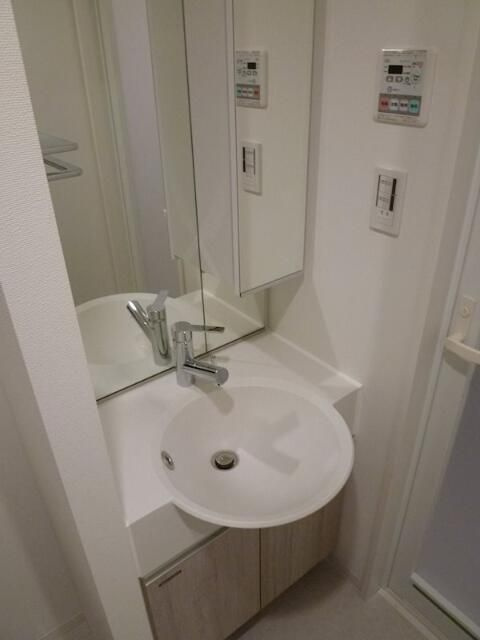 アルテシモフェリオの独立洗面台