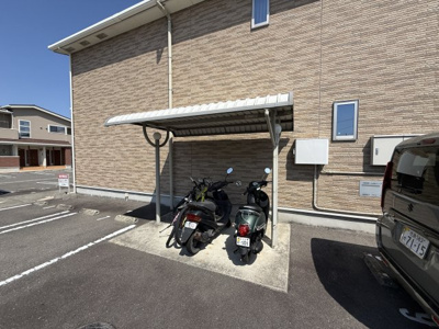 【その他共用部分】 | アルバ　カーサⅠ | くすりのレディ八万店さんまで1300m