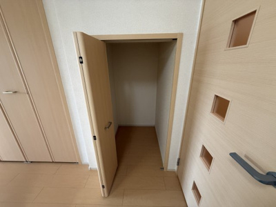【収納】 | アルバ　カーサⅠ | ゆったりとした玄関です
