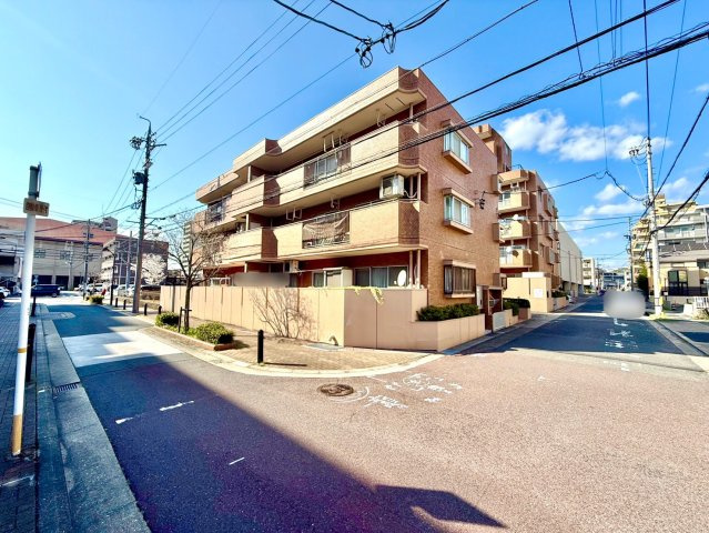 三旺マンション第二植田B棟の外観