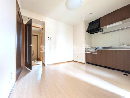 リンピア水主町の駐車場