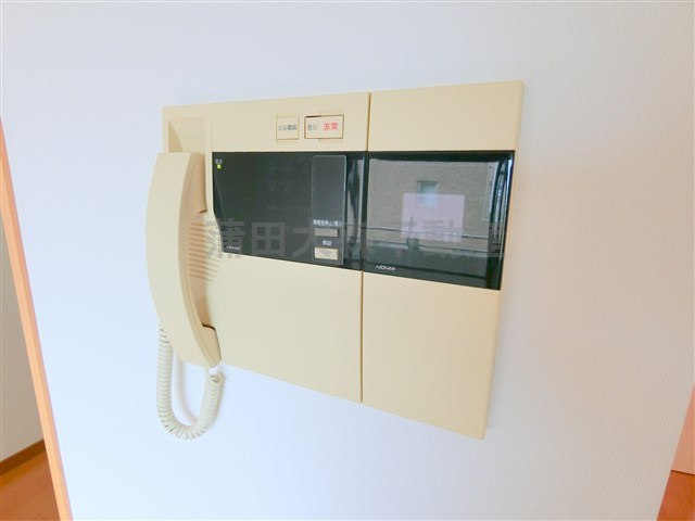 レジデンス新蒲田スクエアの設備|TVモニター付オートロック　インターホン
