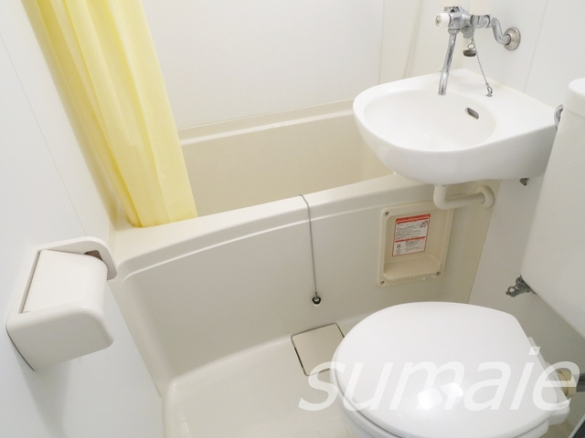 コエル第三ビルの浴室|バストイレ同室です♪