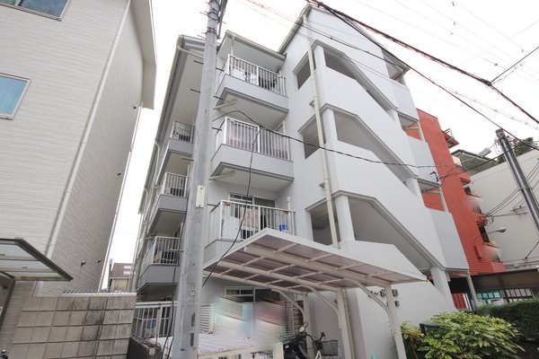 コーポ三和新大宮Ⅰ号館の外観