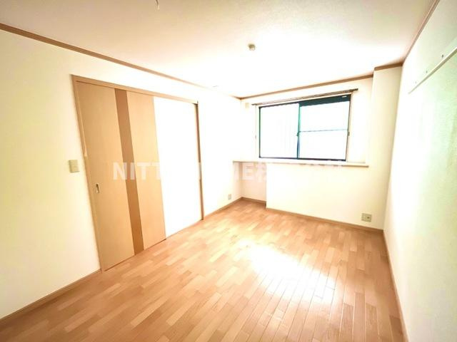 ガーディングヒルの寝室|6.4帖のお部屋は寝室にどうぞ7♪
