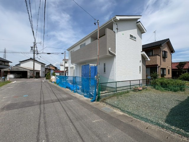 新築戸建　岐阜市茜部菱野　全1区画分譲の外観|「現地（2026年6月19日）撮影」　
■外観写真　
■ヤマダ不動産　株式会社リライフ　