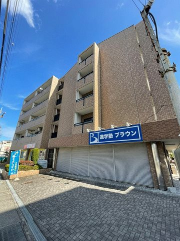 ファミリアル門戸の外観