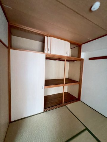 ファミリアル門戸の和室
