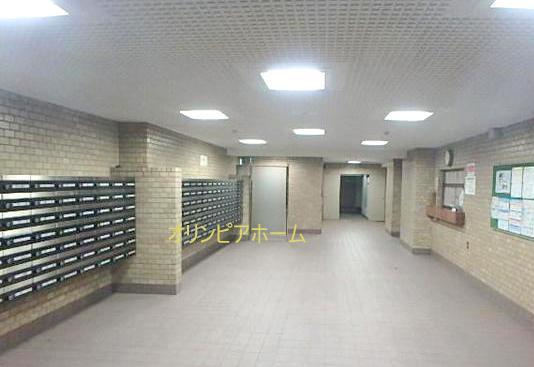 ２００万円値下げ！ファミール亀戸　３階　リノベーション済のエントランス|ファミール亀戸