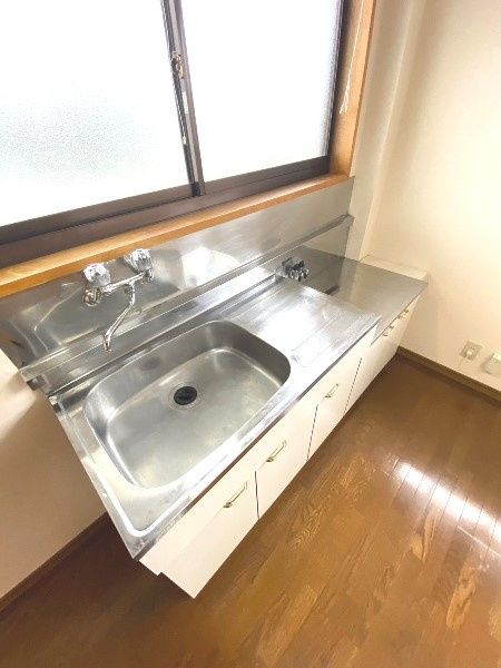 ラピエール沖のキッチン