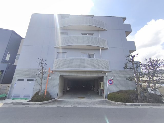 レックスハイム越谷の外観|堂々たる存在感！