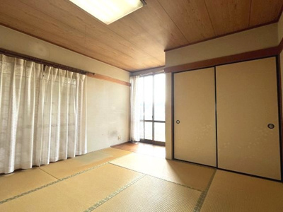 【和室】 | 岡崎市滝町字外浦　戸建 | 1階9帖和室