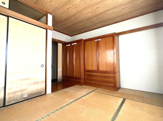 【和室】 | 岡崎市滝町字外浦　戸建 | 1階7帖和室
