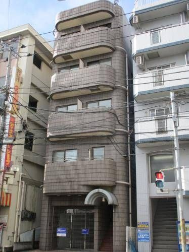 アヴァンスの外観