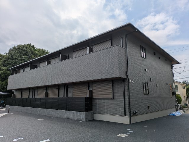 プレマヒルズ