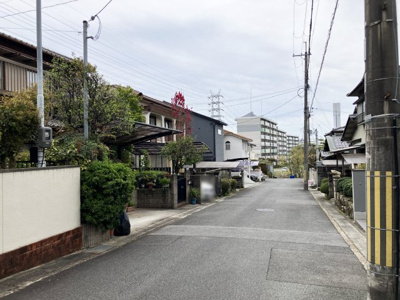 【前面道路含む現地写真】 | 大枝西新林町一丁目 一戸建
