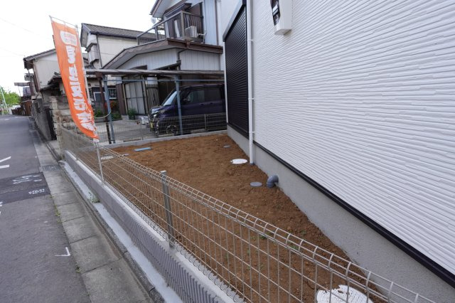川越市今成４丁目　4LDK並列駐車２台　新築戸建の庭